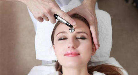 為什么你只是個(gè)美容師而不是皮膚管理師?